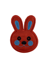 Kırmızı Tavşan Figürlü Arma/Yama