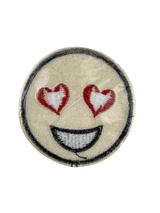 Gözleri Kalpli Emoji Arma