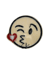 Öpücük Atan Emoji Arma