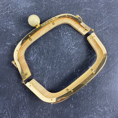 Ahşap Boncuklu Çanta Bursu 20 cm