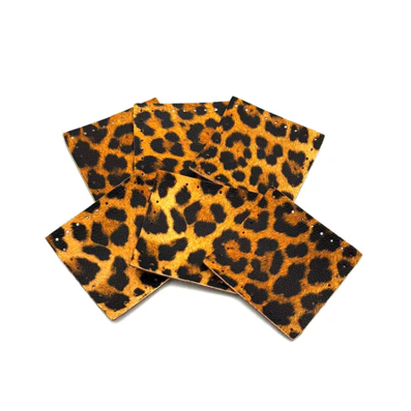 Dikilebilir Leopar Desenli Kare Parça