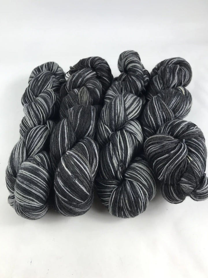 Ultra Fine Super Wash Merino İp 598 Gram UM8