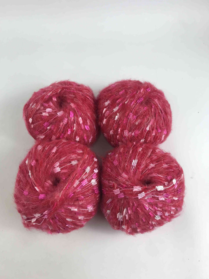 Kelebekli Moher 444 Gram KLM337 Kelebekli Moher İp Bluzipi hirkaipi inceip İhracfazlasıyunip Kazakipi Kislikip Klavuzlumoheryunip Moheryunip Nakooutletipler Outletip Ozelipler Premiumipler Yelekipi Yunkarisimliip