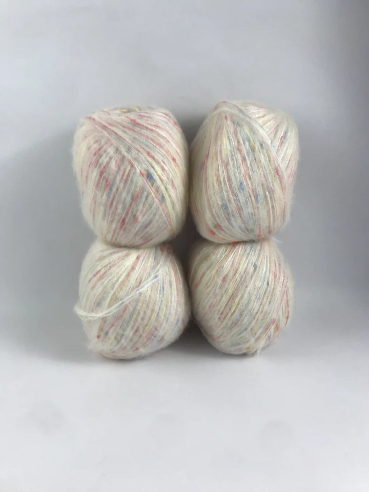 Klavuzlu İnce Moher Yün İp 520- 236 Gram KİM72- 73