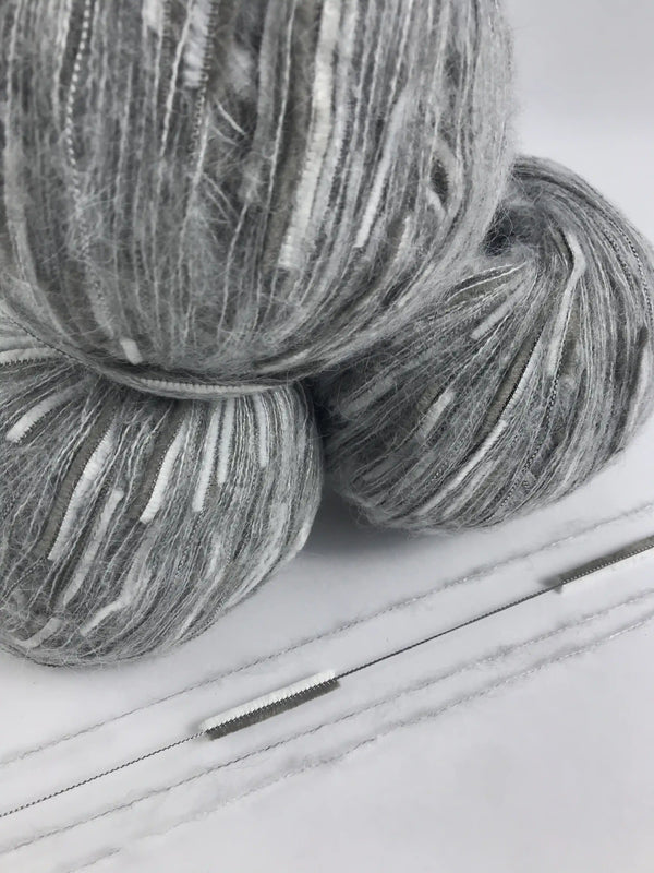 Kelebekli Keçi Moher Yün İpi 416 Gram KLB33