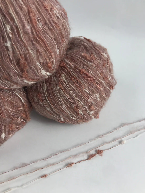 Kelebekli Keçi Moher Yün İpi 346 Gram KLB34