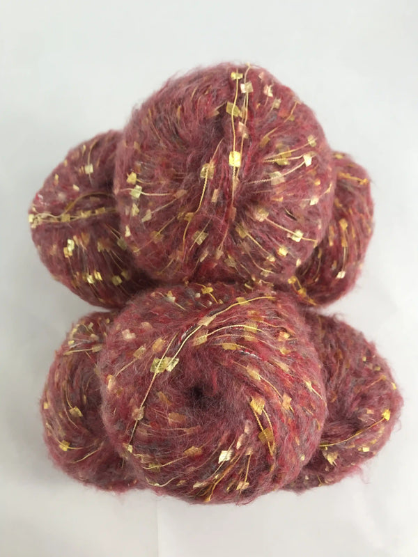 Kelebekli Keçi Moher Yün İpi 898 Gram KLB48