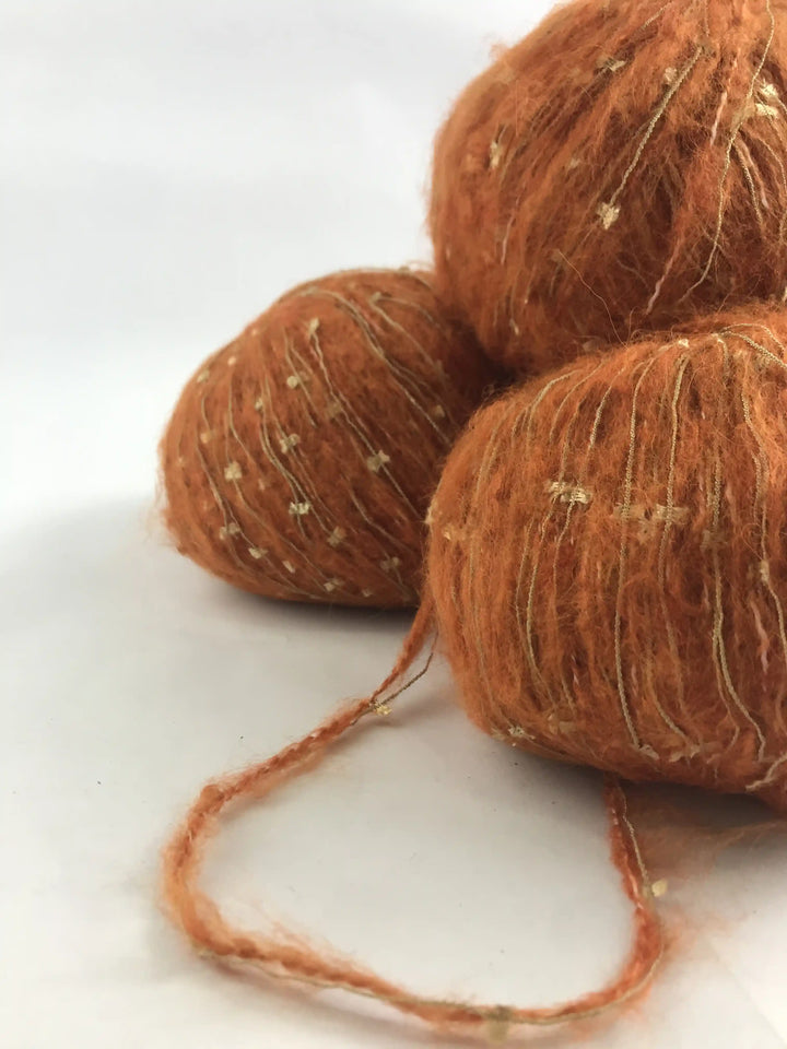 Kelebekli Keçi Moher Yün İpi 578 Gram KLB52