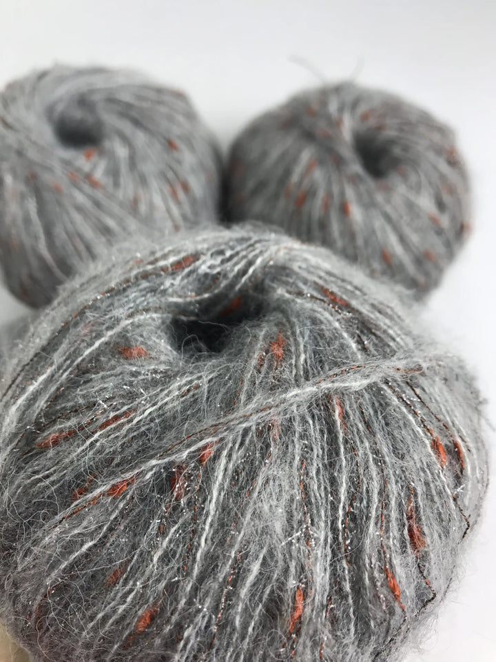 Klavuzlu İnce Moher Yün İp 428-378 Gram KİM164-165