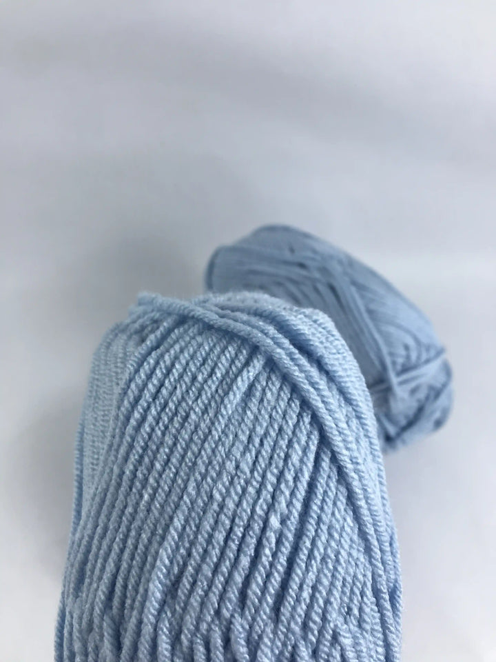 İhraç Fazlası Jumbo Akrilik Örgü İpi 494 Gram ihakrilik653