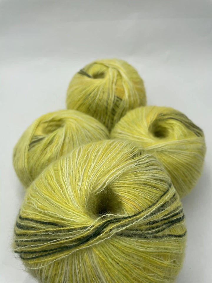 Klavuzlu İnce Moher Yün İp 384 Gram KİM62