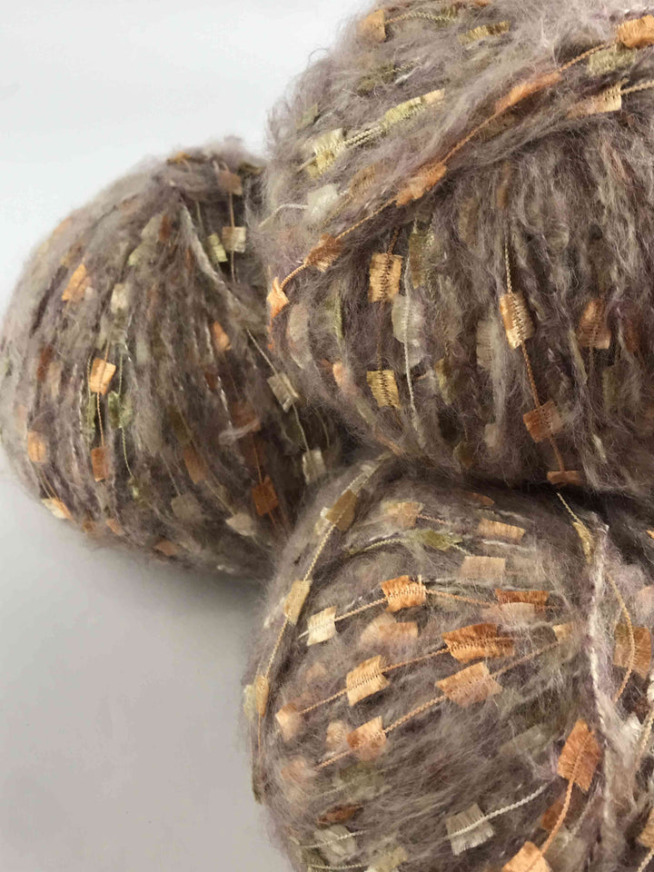 Kelebekli Moher 568 Gram KLM424 Kelebekli Moher İp Bluzipi hirkaipi inceip İhracfazlasıyunip Kazakipi Kislikip Klavuzlumoheryunip Moheryunip Nakooutletipler Outletip Ozelipler Premiumipler Yelekipi Yunkarisimliip