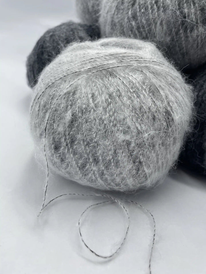 İnce Moher Yün İp 678 Gram Mi242