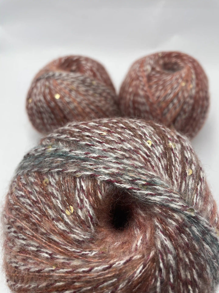 Klavuzlu Pullu Yün İp 508 Gram KP36