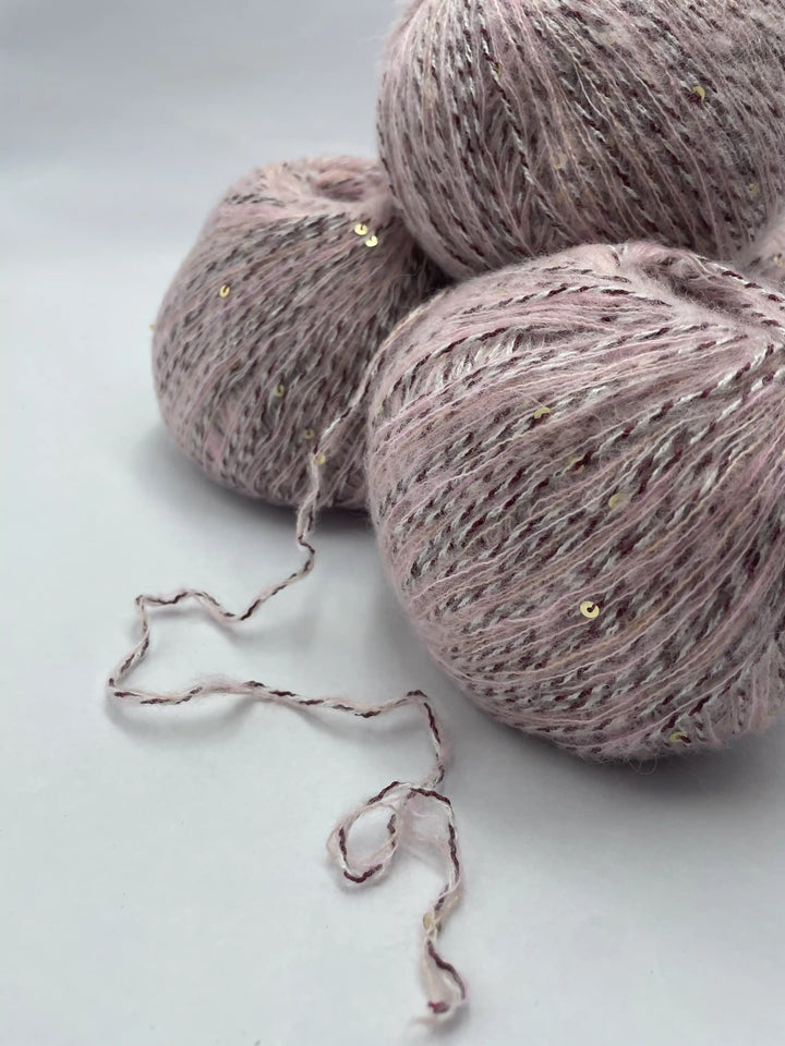 Klavuzlu Pullu Yün İp 514 Gram KP37