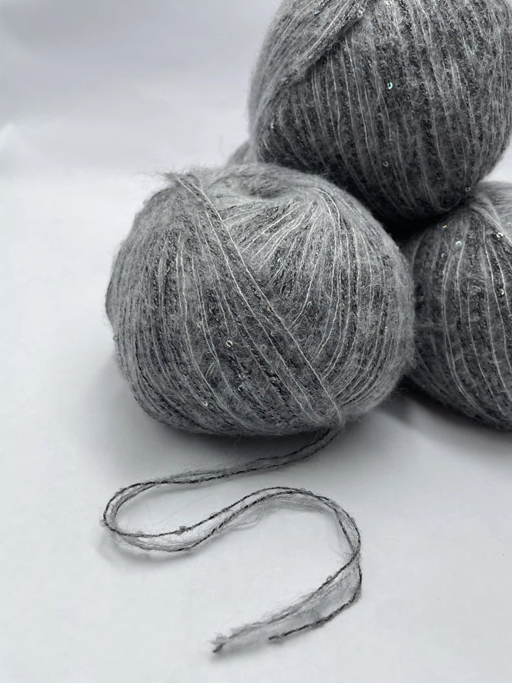 Klavuzlu Pullu Yün İp 458 Gram KP45