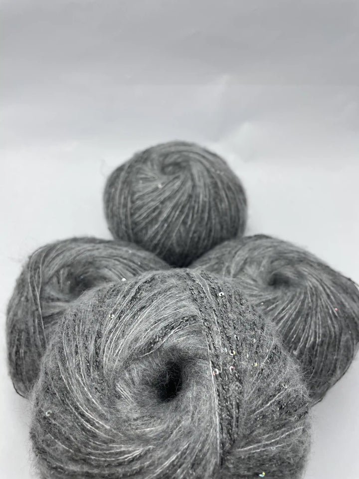 Klavuzlu Pullu Yün İp 458 Gram KP45