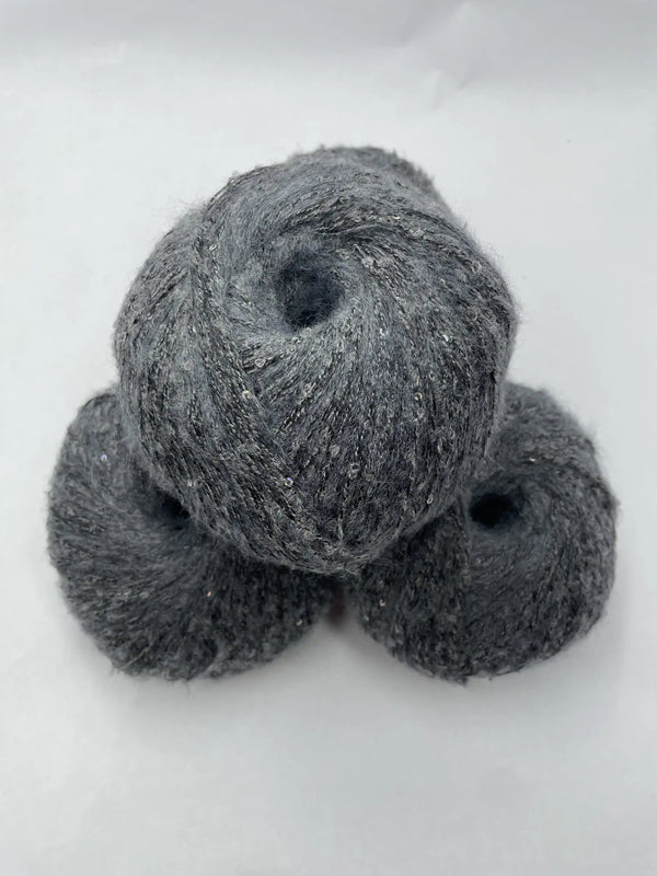 Klavuzlu Pullu Yün İp 398 Gram KP51