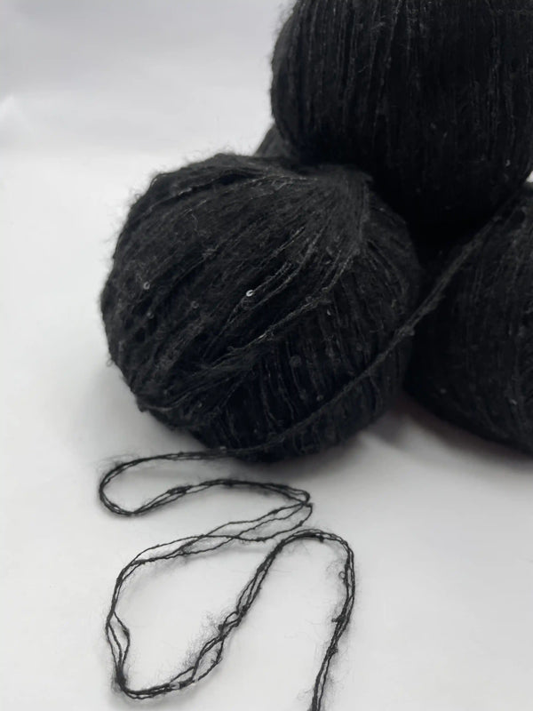 Klavuzlu Pullu Yün İp 532 Gram KP53