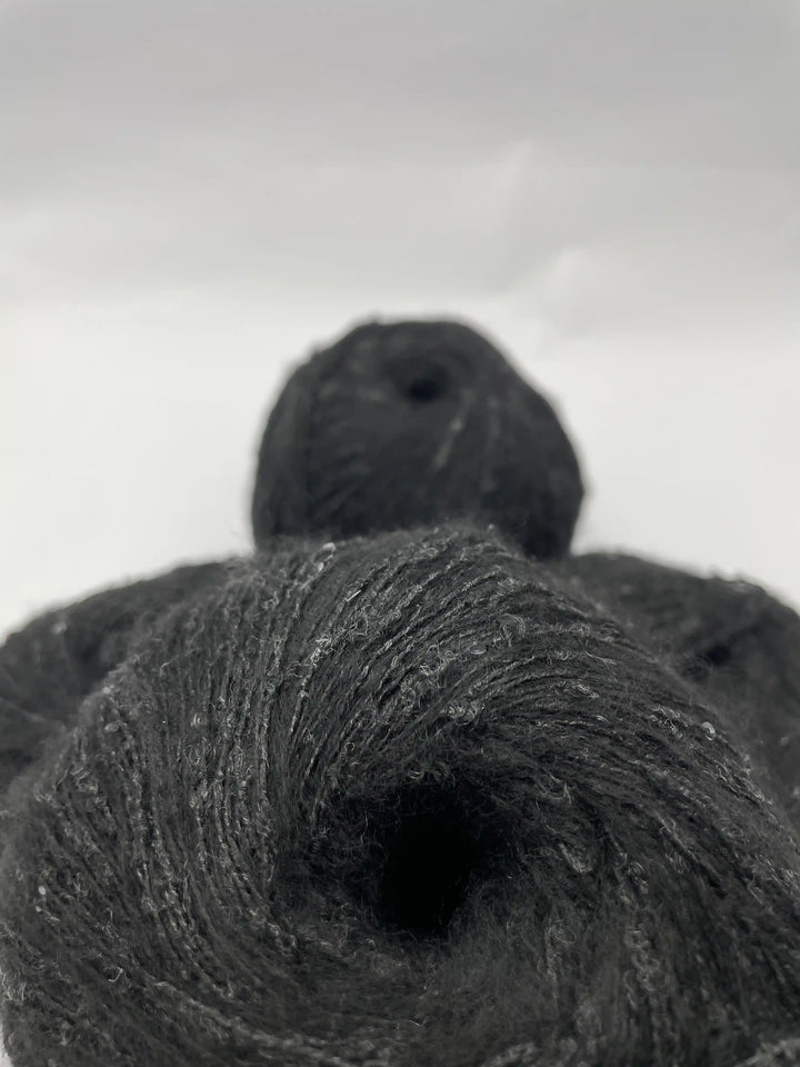 Klavuzlu Pullu Yün İp 532 Gram KP53