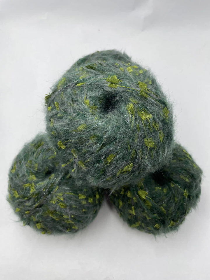 Kelebekli Keçi Moher Yün İpi 612 Gram KLB63