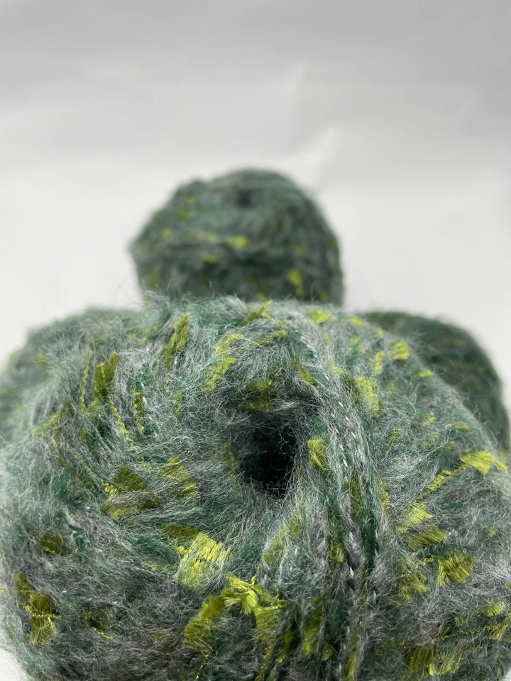 Kelebekli Keçi Moher Yün İpi 612 Gram KLB63