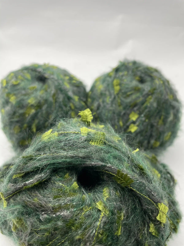 Kelebekli Keçi Moher Yün İpi 472 Gram KLB65