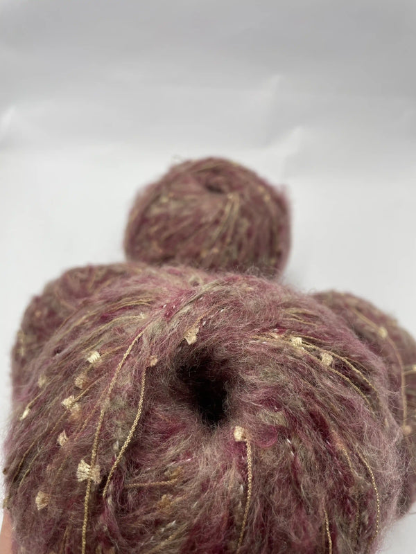 Kelebekli Keçi Moher Yün İpi 572 Gram KLB66