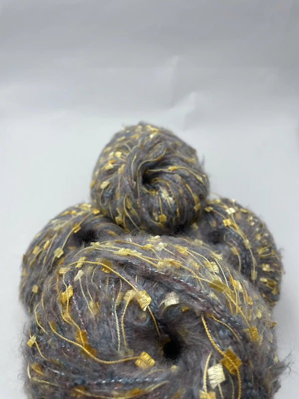 Kelebekli Keçi Moher Yün İpi 624 Gram KLB68