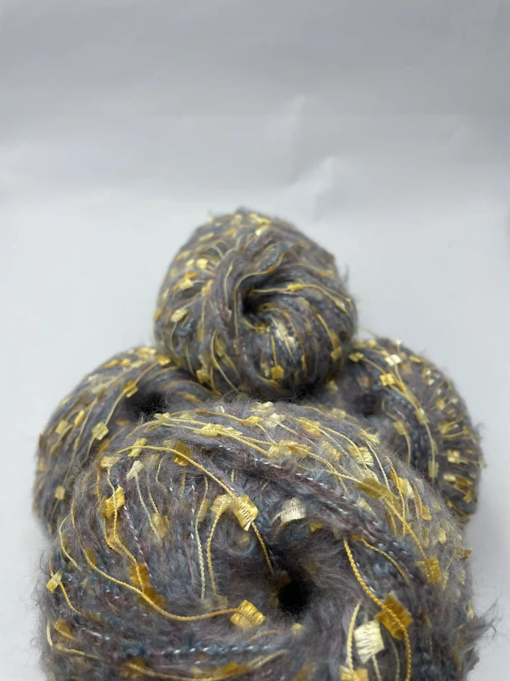 Kelebekli Keçi Moher Yün İpi 624 Gram KLB68