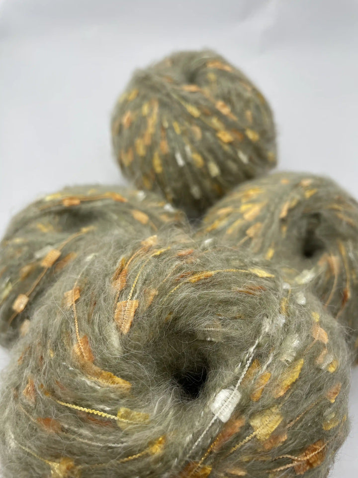 Kelebekli Keçi Moher Yün İpi 514 Gram KLB69