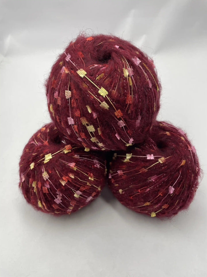 Kelebekli Keçi Moher Yün İpi 554 Gram KLB75