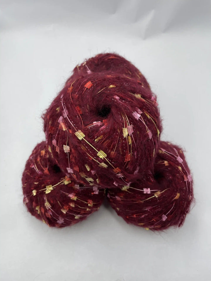 Kelebekli Keçi Moher Yün İpi 554 Gram KLB75