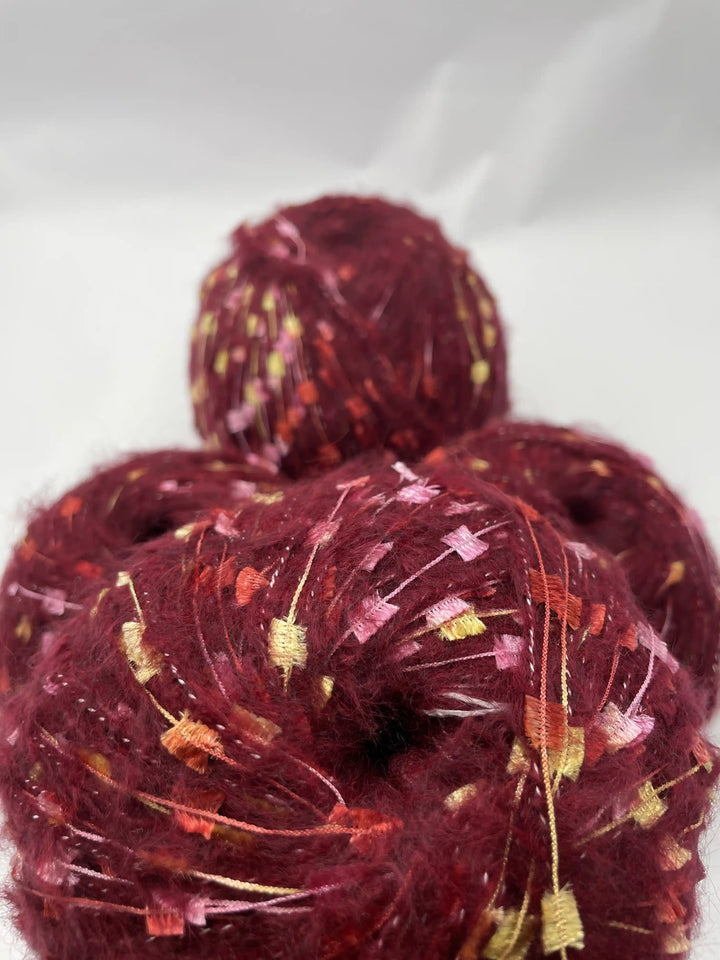 Kelebekli Keçi Moher Yün İpi 554 Gram KLB75