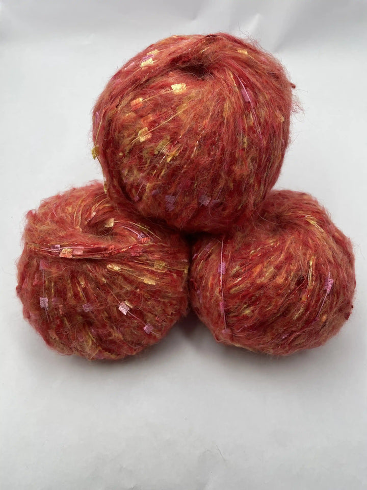 Kelebekli Keçi Moher Yün İpi 512 Gram KLB76