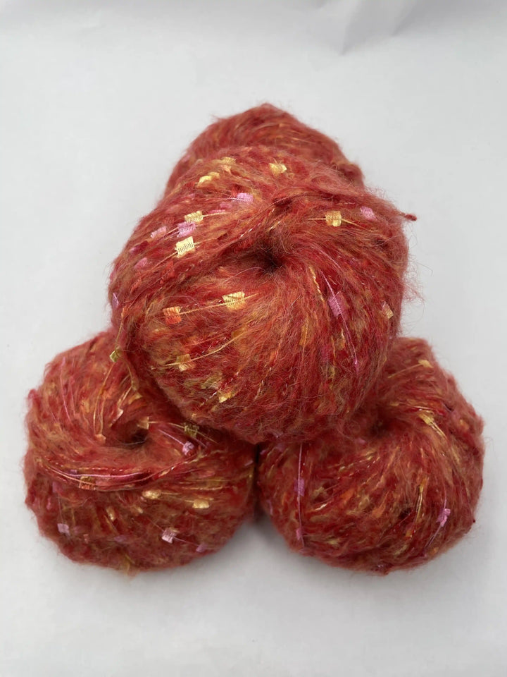 Kelebekli Keçi Moher Yün İpi 512 Gram KLB76