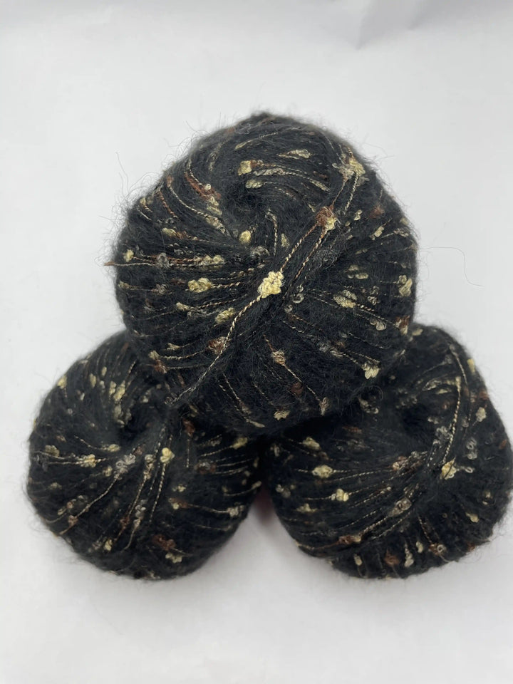 Kelebekli Keçi Moher Yün İpi 452 Gram KLB77