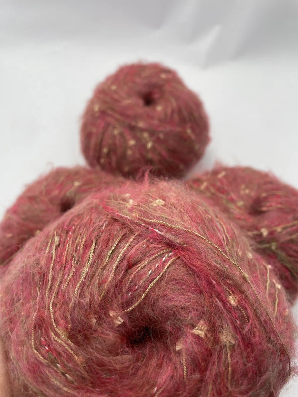 Kelebekli Keçi Moher Yün İpi 480 Gram KLB79