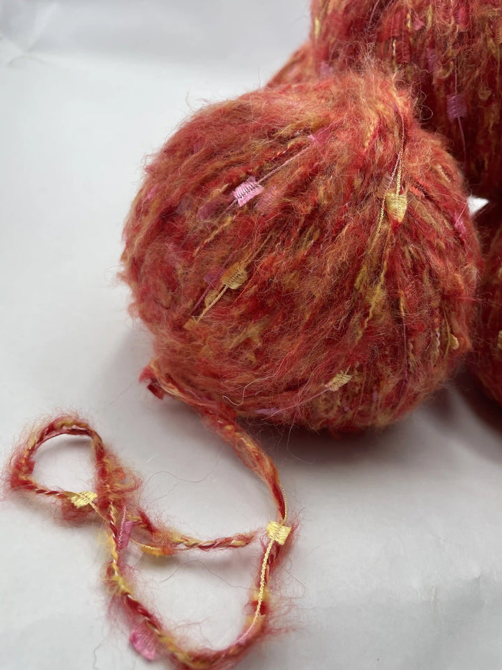 Kelebekli Keçi Moher Yün İpi 490 Gram KLB88