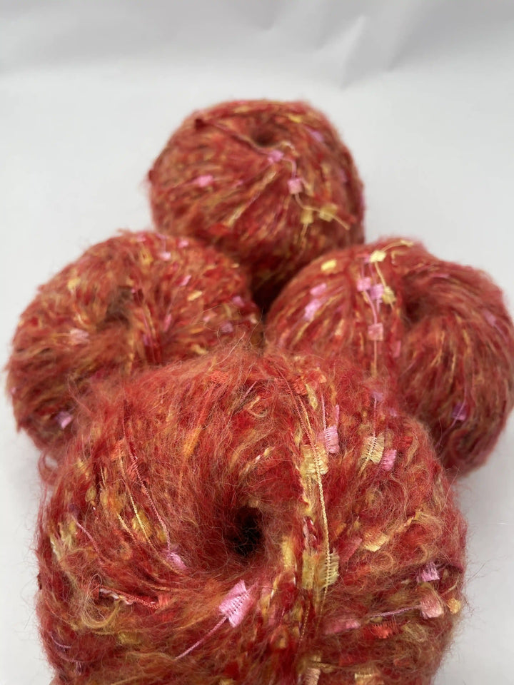 Kelebekli Keçi Moher Yün İpi 490 Gram KLB88