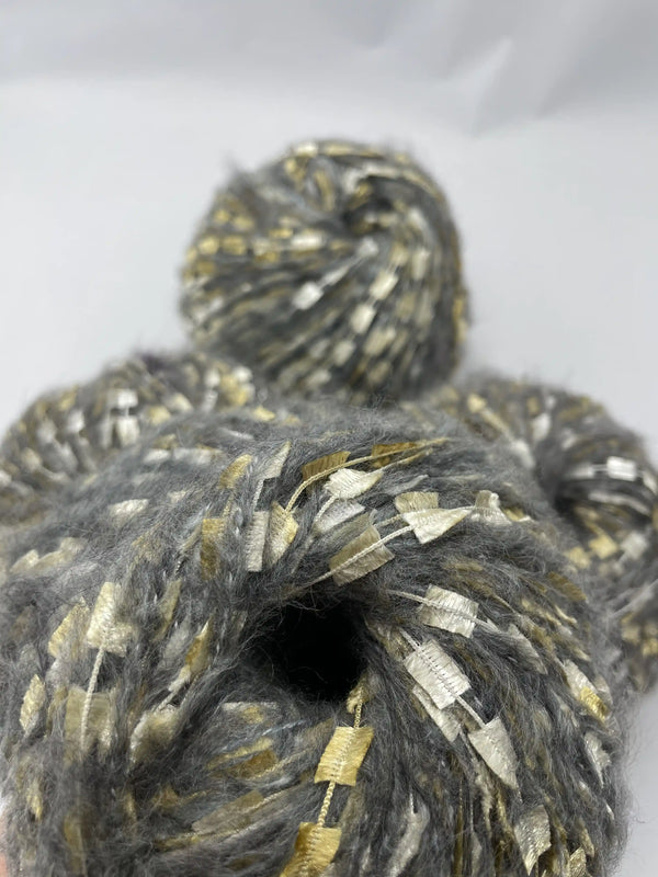 Kelebekli Keçi Moher Yün İpi 514 Gram KLB89