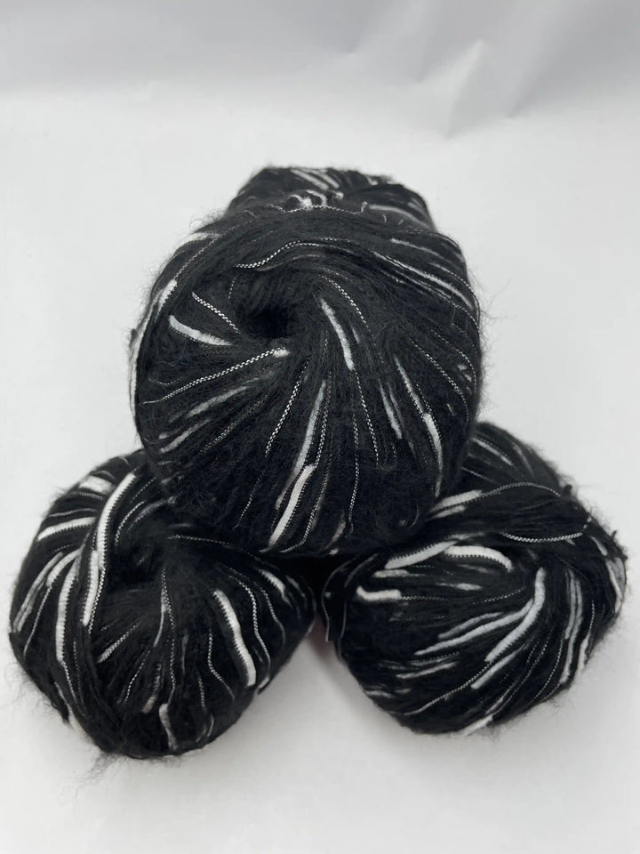 Kelebekli Keçi Moher Yün İpi 504 Gram KLB93