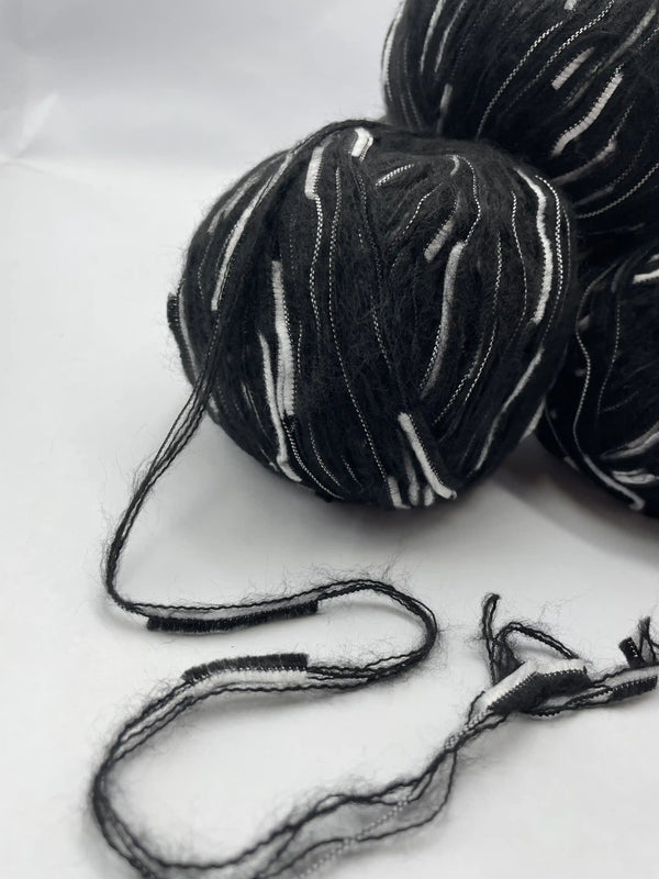 Kelebekli Keçi Moher Yün İpi 504 Gram KLB93