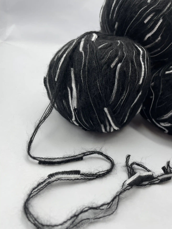 Kelebekli Keçi Moher Yün İpi 504 Gram KLB93