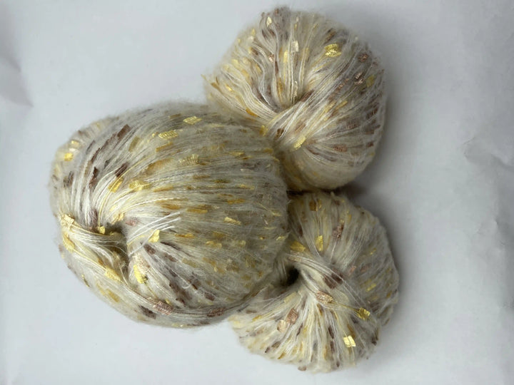 Kelebekli Keçi Moher Yün İpi 422 Gram KLB95