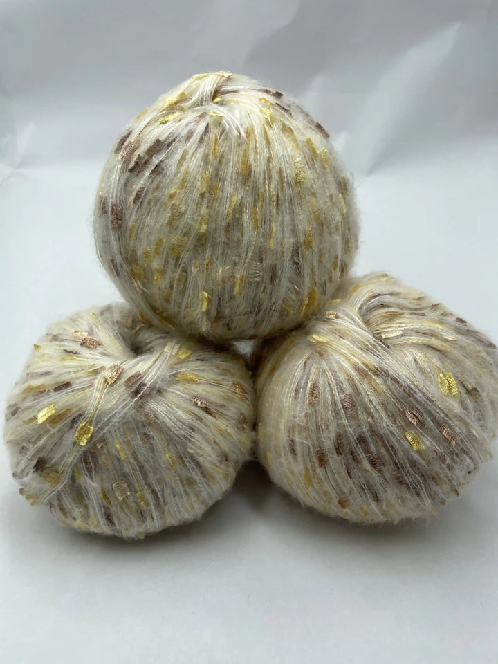 Kelebekli Keçi Moher Yün İpi 422 Gram KLB95