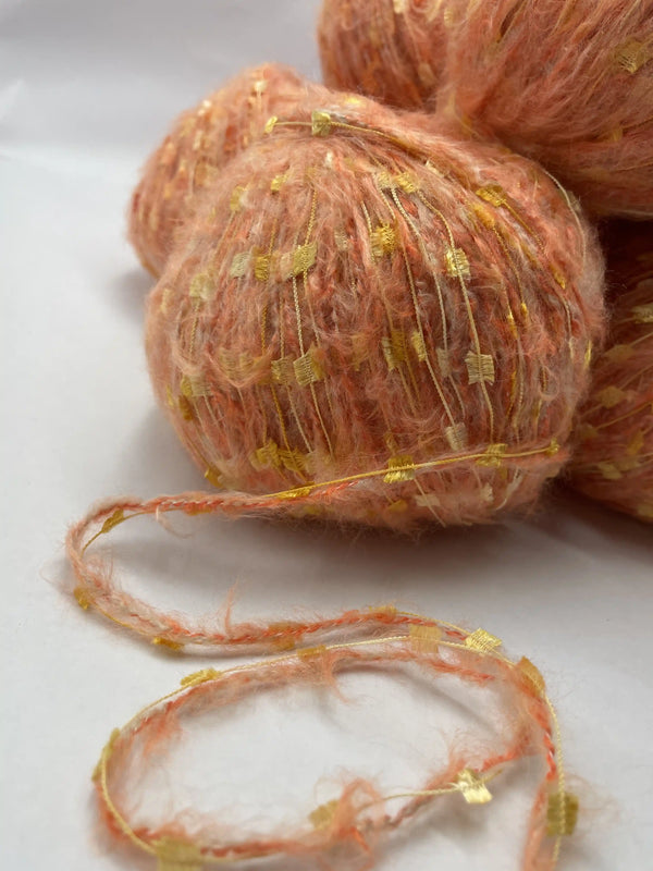 Kelebekli Keçi Moher Yün İpi 792 Gram KLB99