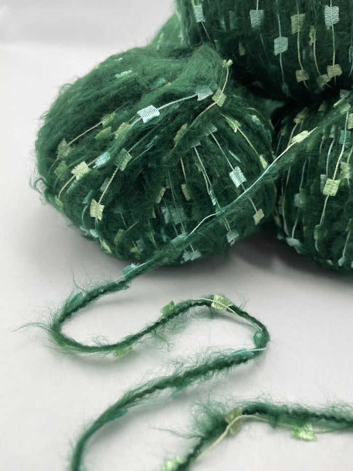 Kelebekli Keçi Moher Yün İpi 606 Gram KLB100