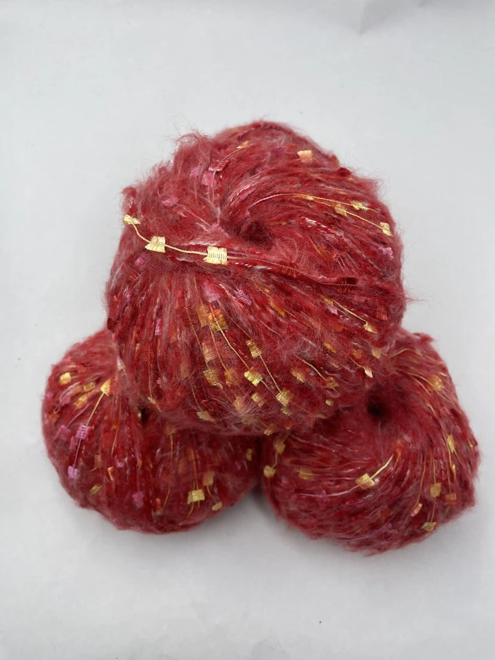 Kelebekli Keçi Moher Yün İpi 444 Gram KLB106