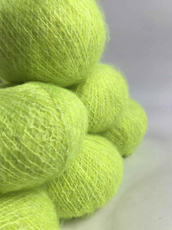 İnce Moher Yün İp 338Gram Mi8